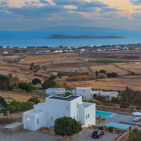 Soho In Paros *